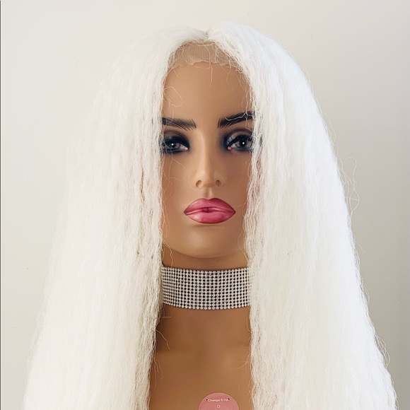 Long White Lace Front Synthetic Wig for Events or Cosplay - Picture 9 of 13